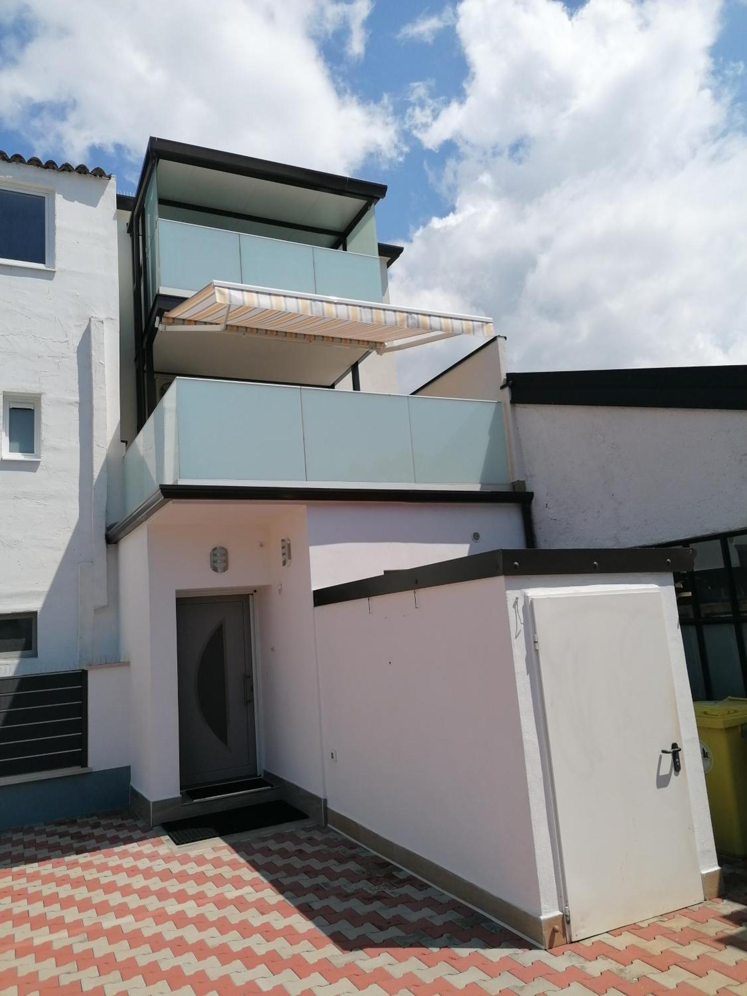 Apartments Donella Umag Bagian luar foto